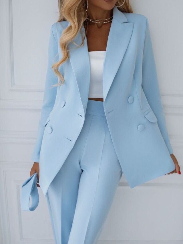 Monochrome Outfit Ideas For Women That Turn Heads